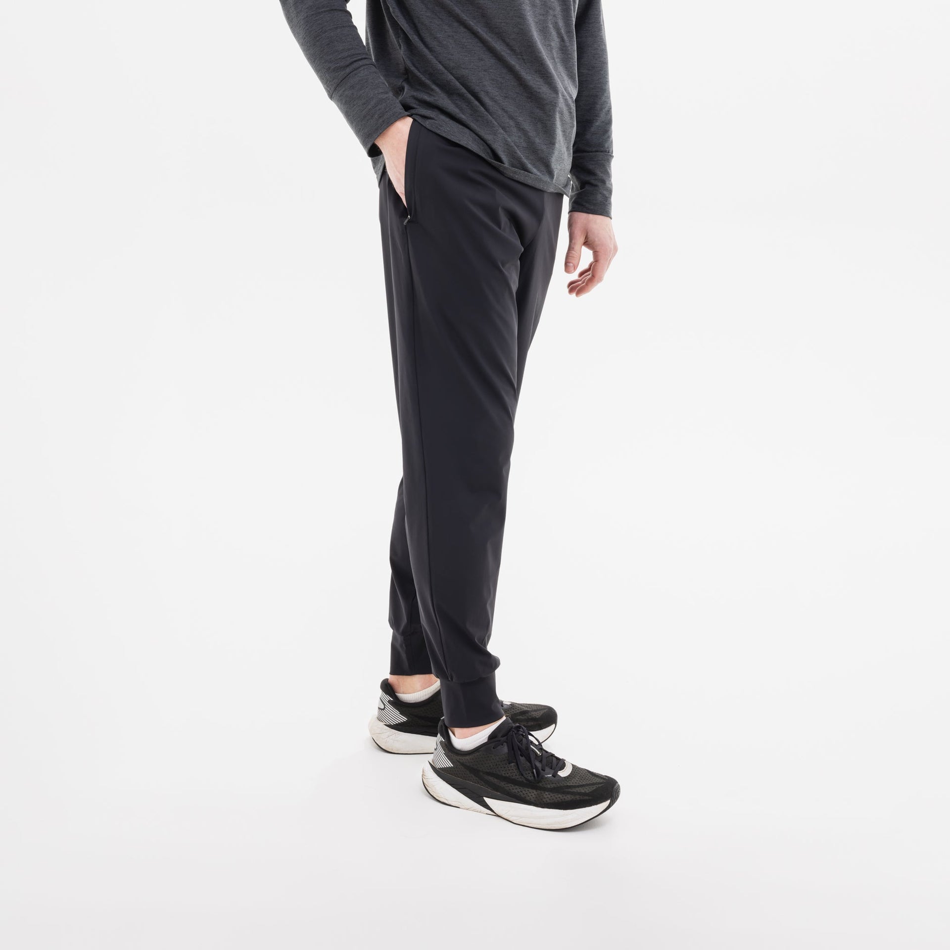Men's Breakthrough Joggers Obsidian - View 2