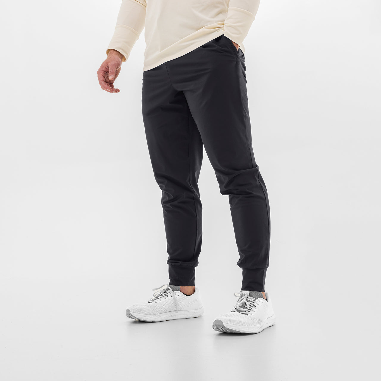Men's Breakthrough Joggers Obsidian