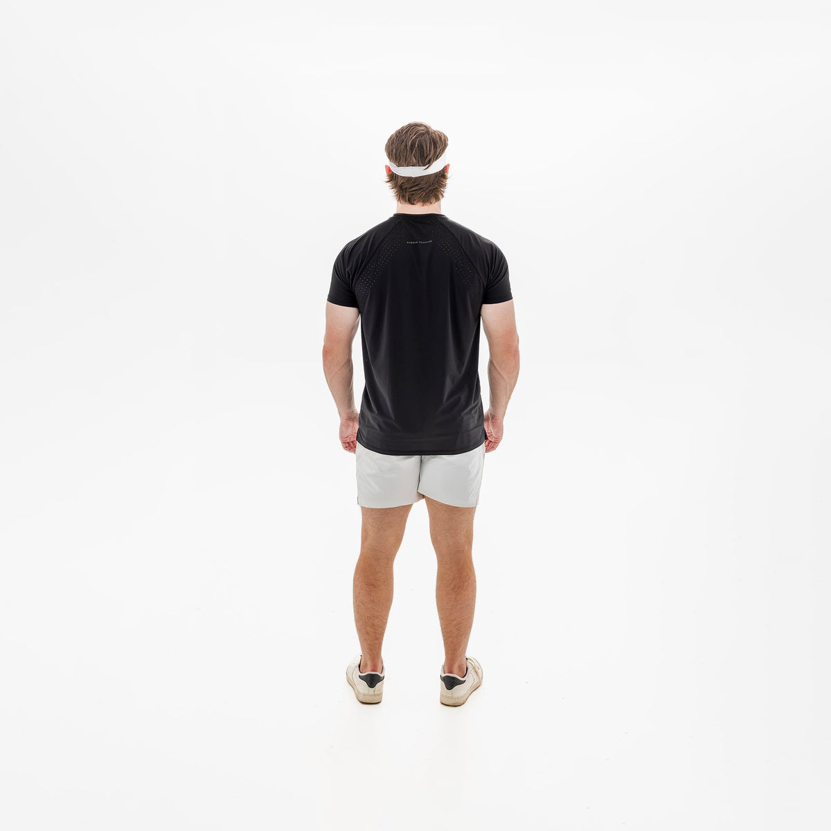 Men's Breakthrough Training Tee: Obsidian - View 3