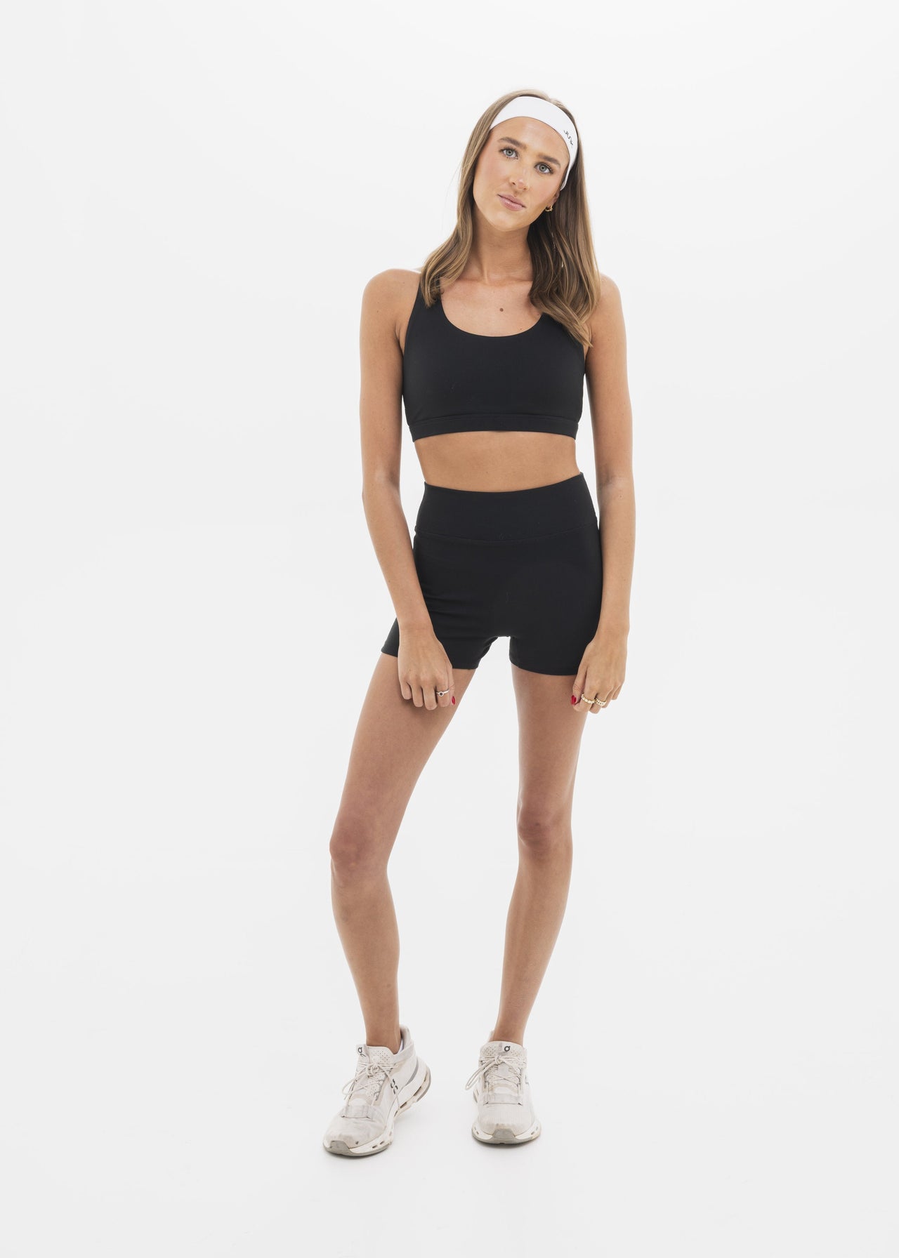 Women's Breakthrough High Rise Short 3": Obsidian