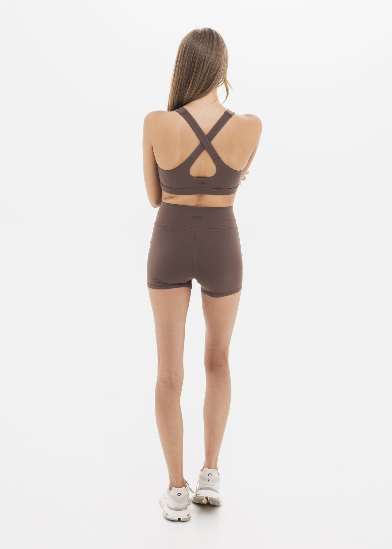 Women's Breakthrough Cross-Back Sports Bra: Mocha